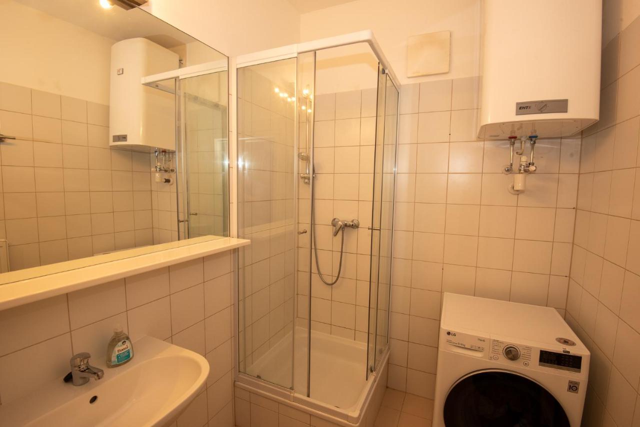 Appartements In Graz Beim Lkh Exterior photo